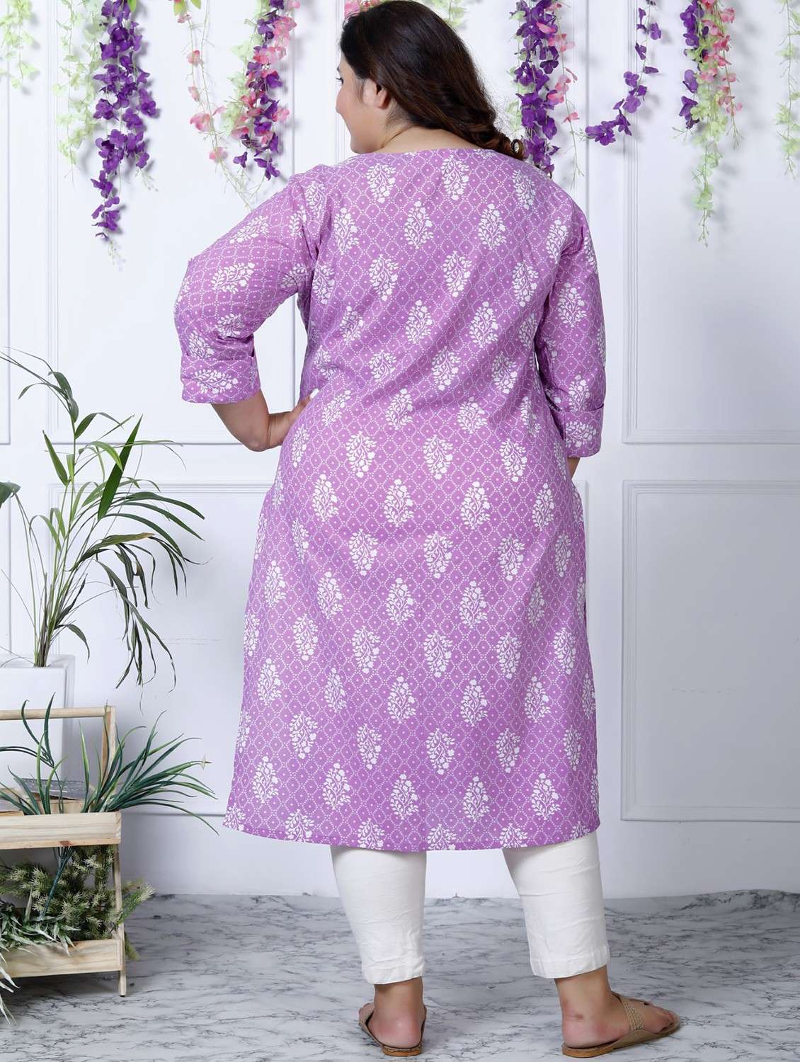 women plus size three quarter sleeve straight kurta - 22076574 -  Standard Image - 2