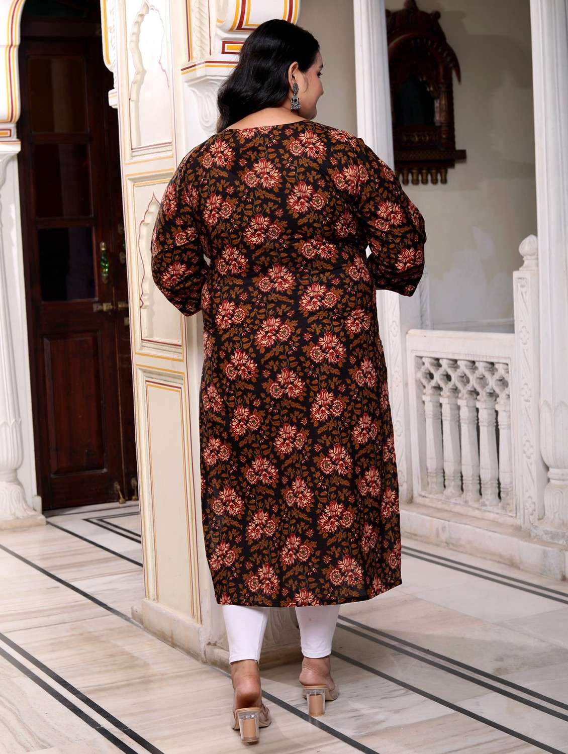 women plus size three quarter sleeve straight kurta - 22076583 -  Standard Image - 2