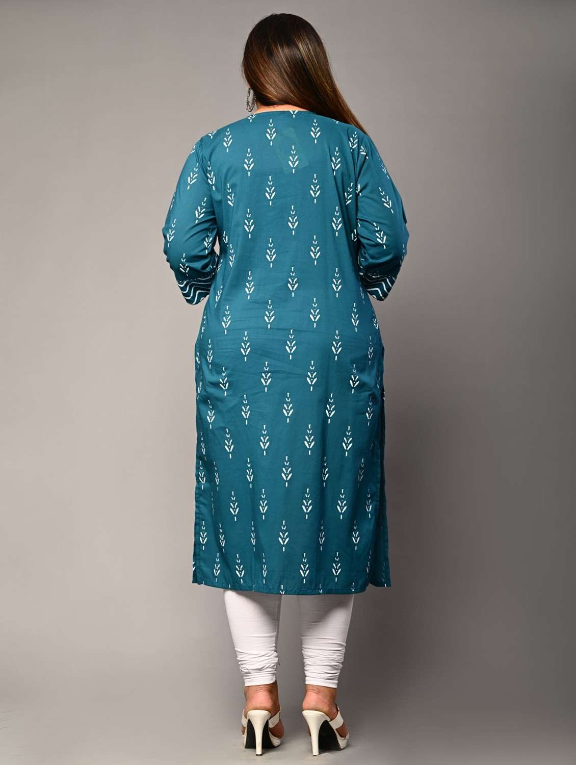 women plus size three quarter sleeve straight kurta - 22076603 -  Standard Image - 2