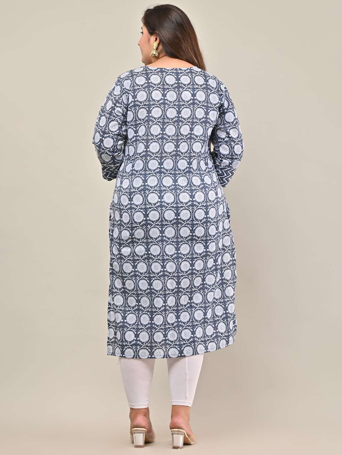 women plus size three quarter sleeve straight kurta - 22076630 -  Standard Image - 2