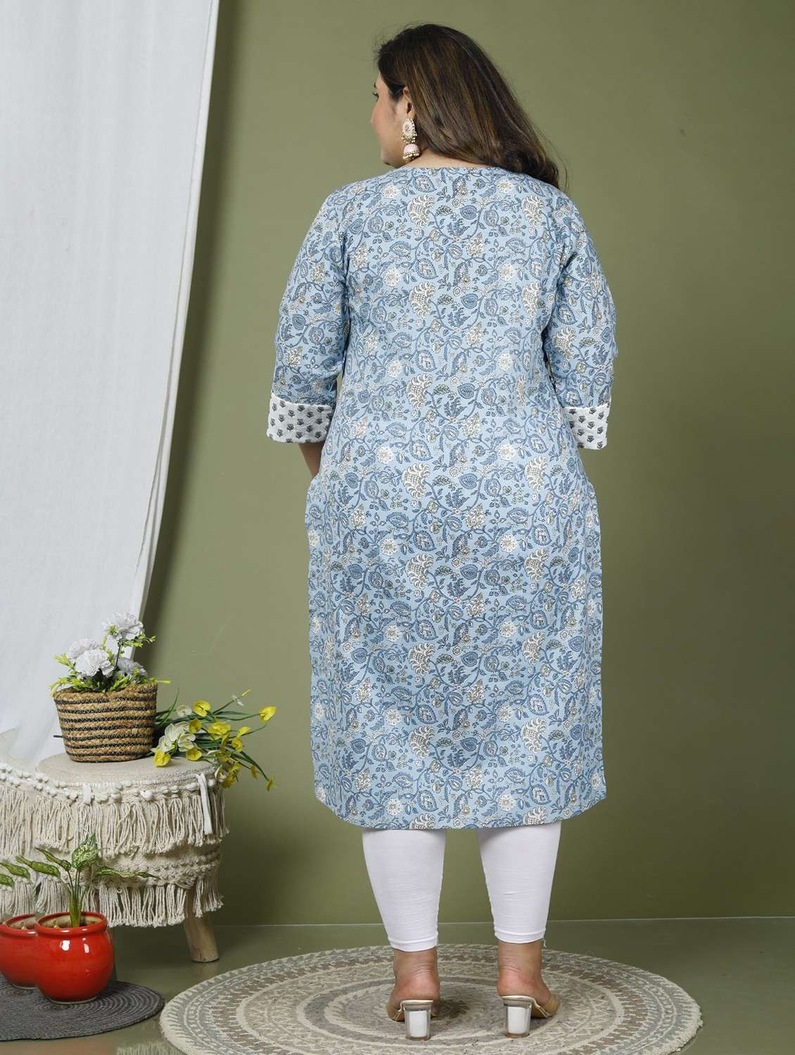 women plus size three quarter sleeve straight kurta - 22076637 -  Standard Image - 2