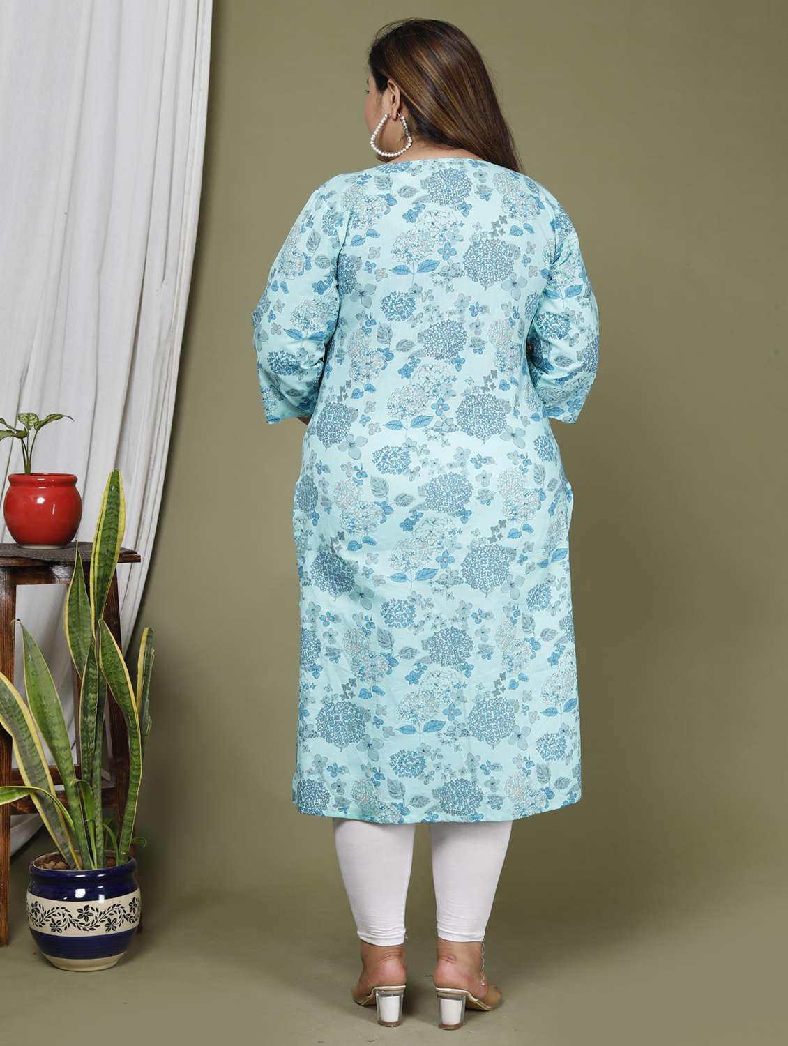 women plus size three quarter sleeve straight kurta - 22076644 -  Standard Image - 2