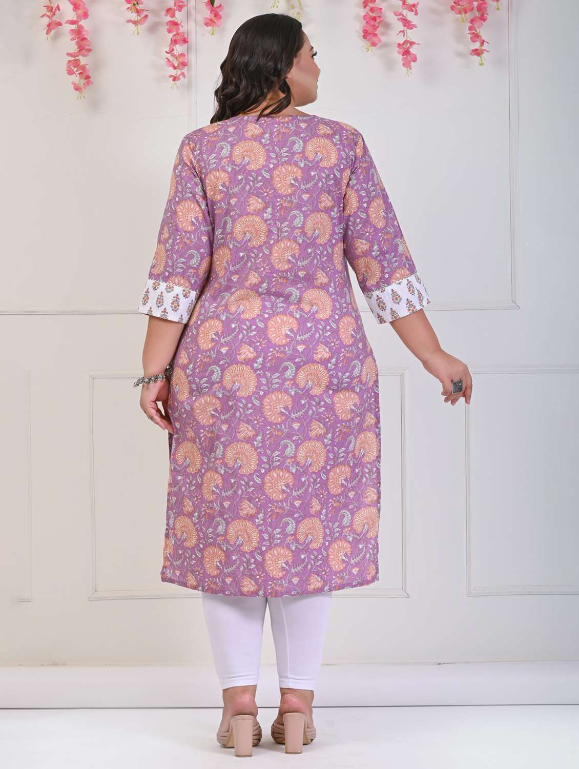 women plus size three quarter sleeve straight kurta - 22076651 -  Standard Image - 2