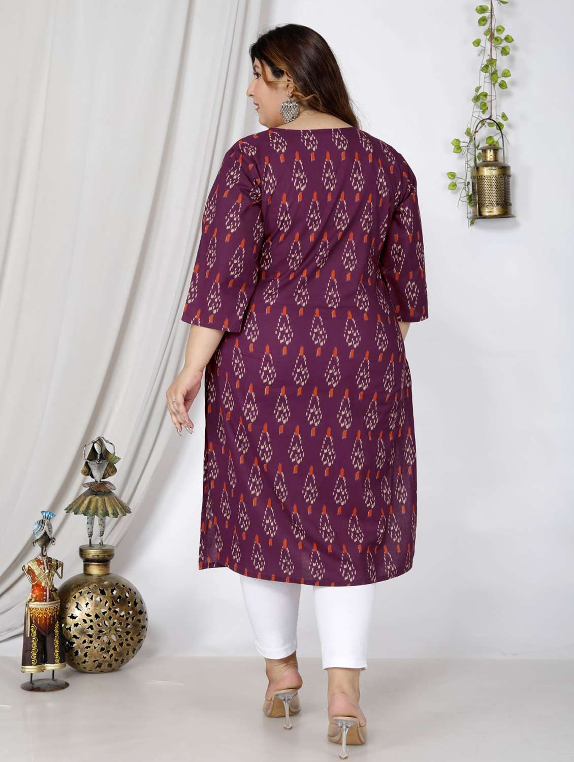 women plus size three quarter sleeve straight kurta - 22076658 -  Standard Image - 2