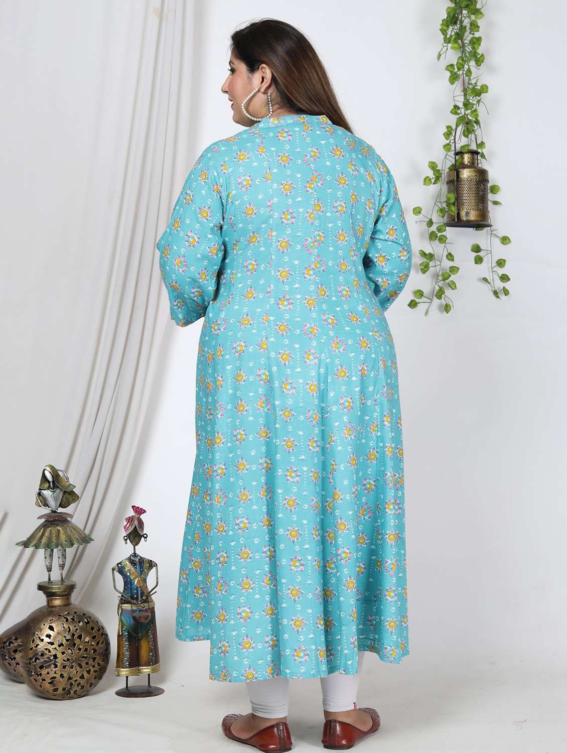 women printed three quarter sleeve flared kurta - 22076786 -  Standard Image - 2