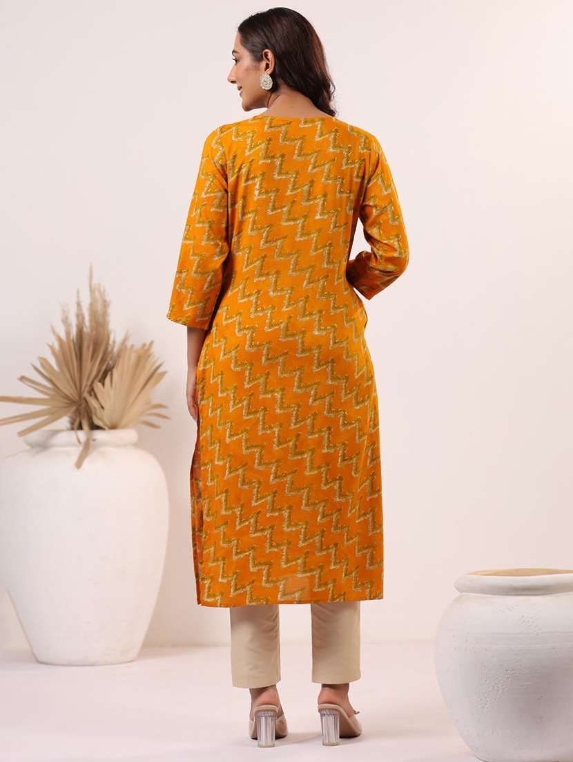 women printed three quarter sleeve straight kurta - 22076875 - Standard Image - 2