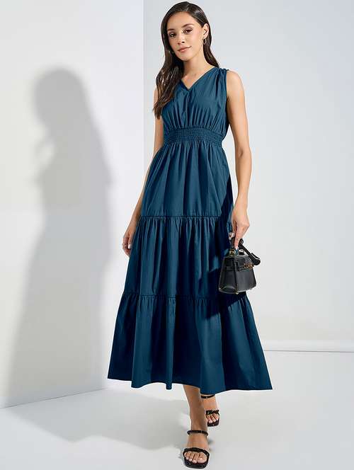 women solid sleveeless tiered dress - 22077804 -  Standard Image - 0