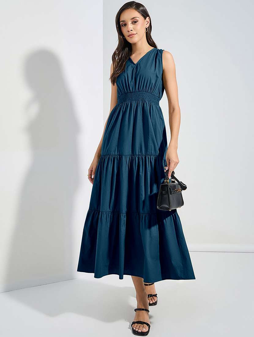 women solid sleveeless tiered dress - 22077804 -  Zoom Image - 0