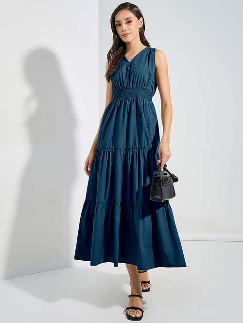 women solid sleveeless tiered dress - 22077972 -  Standard Image - 0