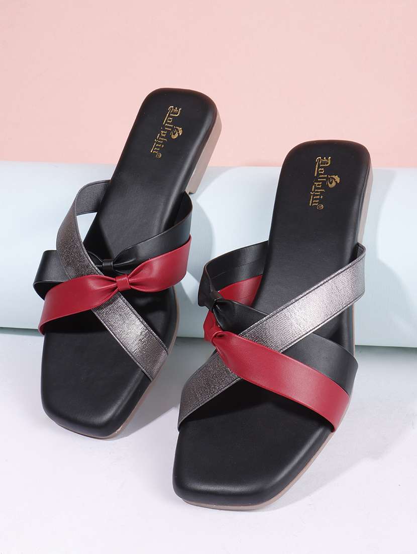 women solid slip on flats - 22078292 - Zoom Image - 0