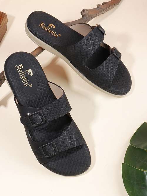 women solid slip on flats - 22078305 - Standard Image - 0