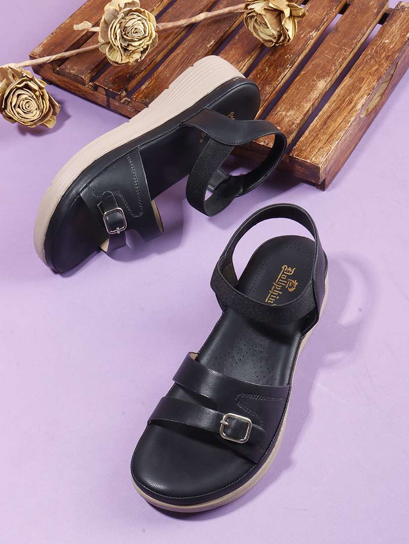 women solid back strap wedge