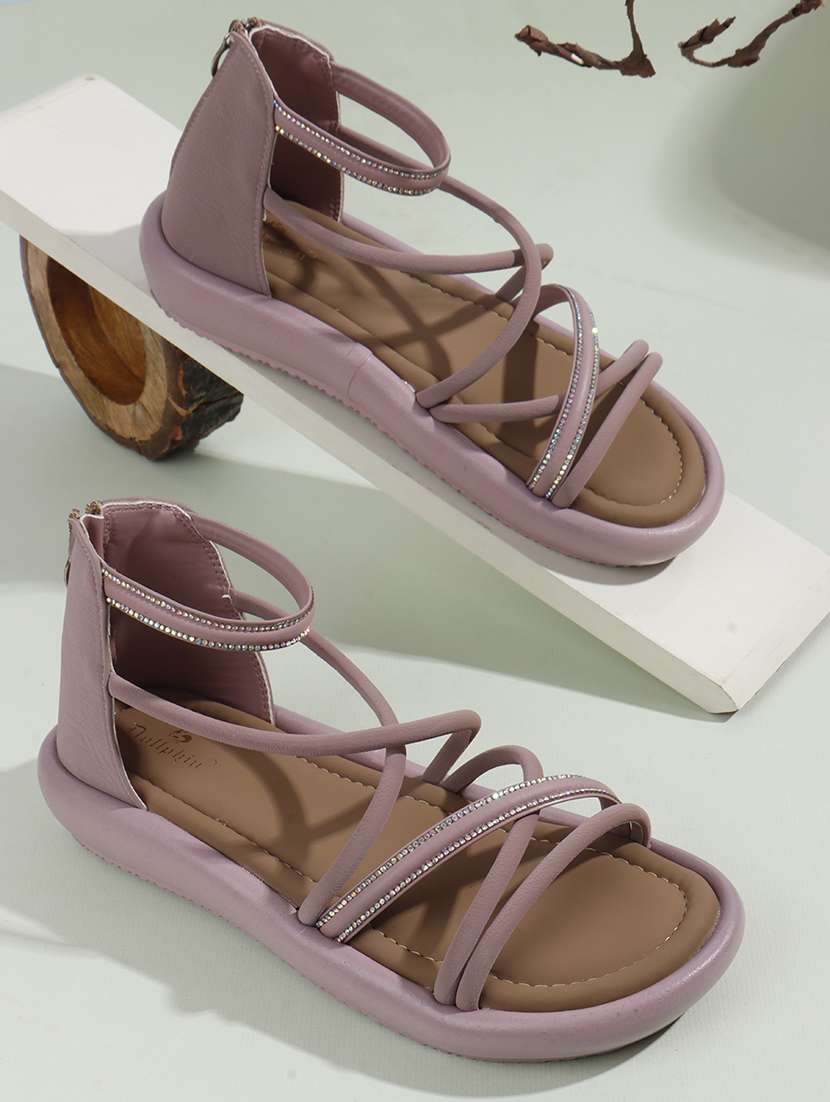 women solid strappy gladiators flats