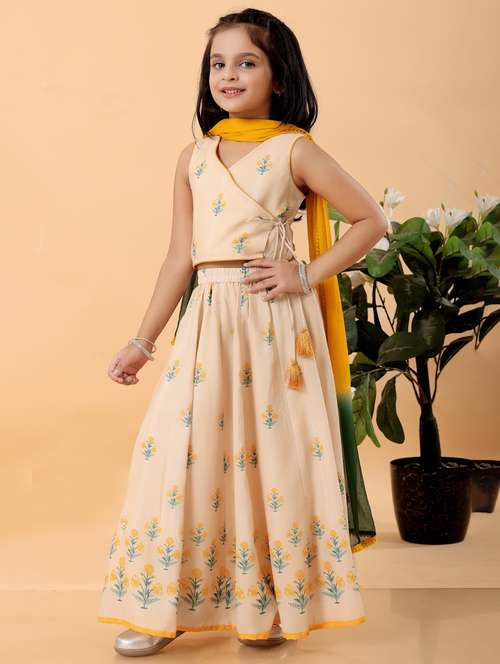 girls printed lehenga choli with dupatta set