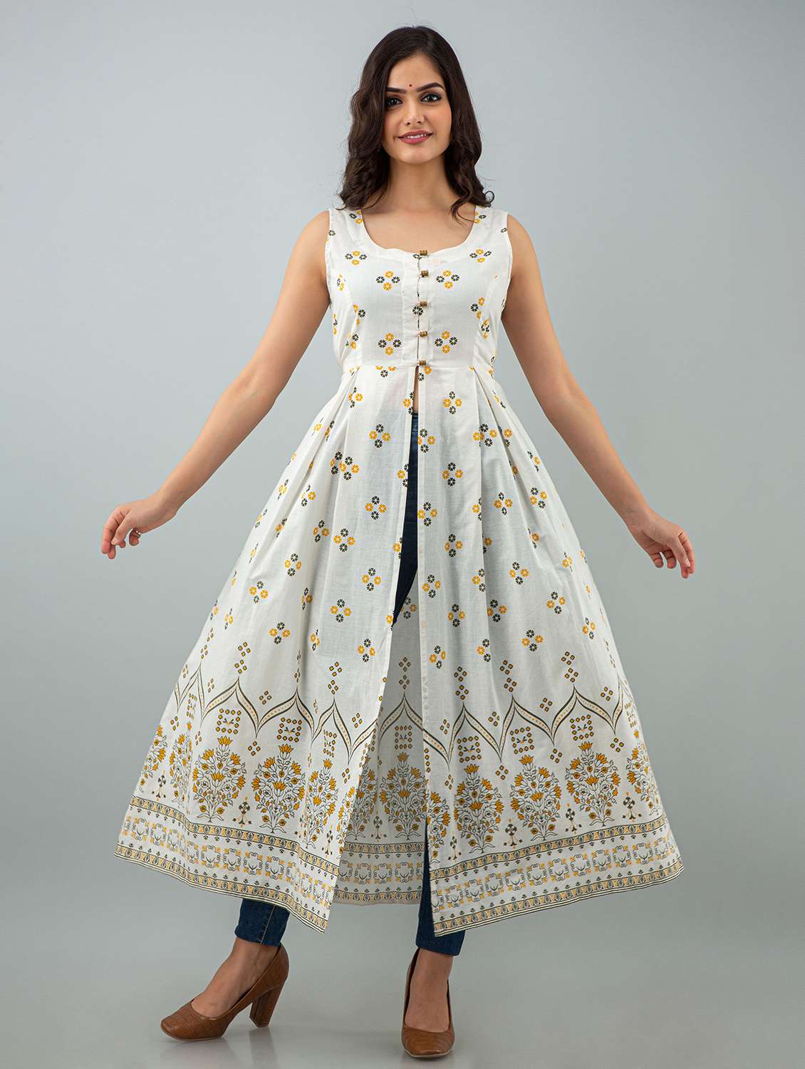 women floral printed sleeveless front slit kurta