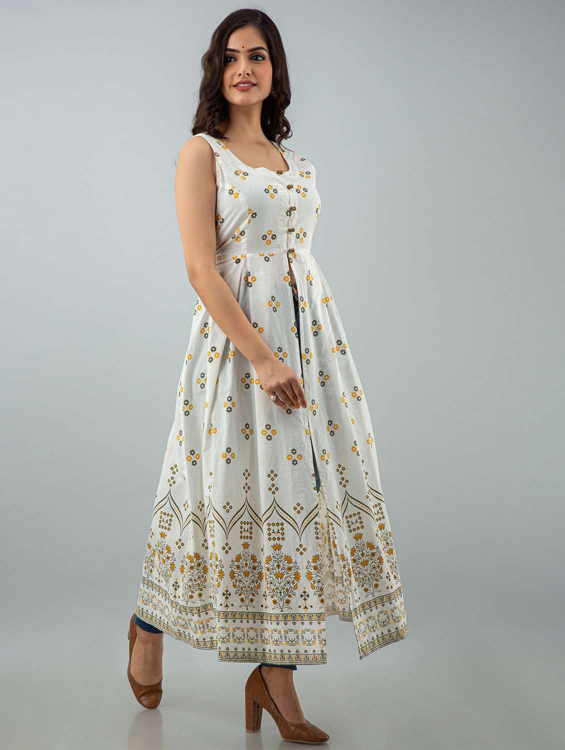 women floral printed sleeveless front slit kurta - 22078439 - Standard Image - 2