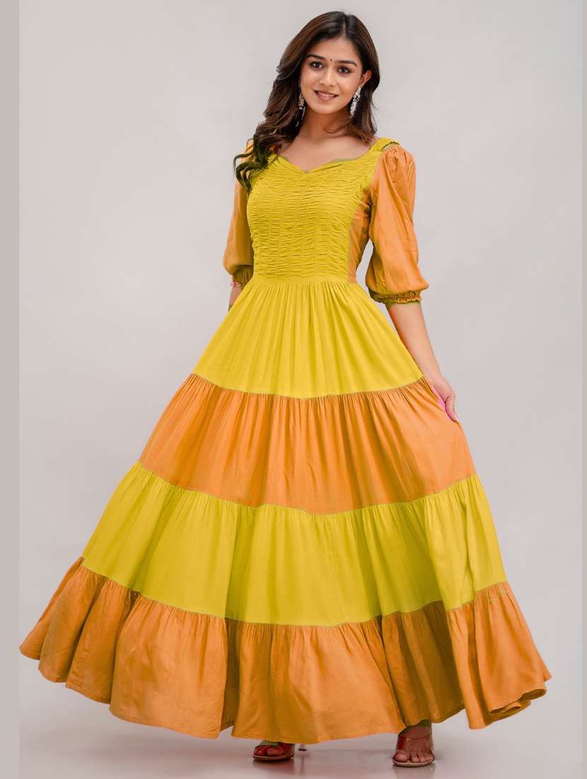 women color block puff sleeve tiered maxi dress - 22078440 - Standard Image - 2