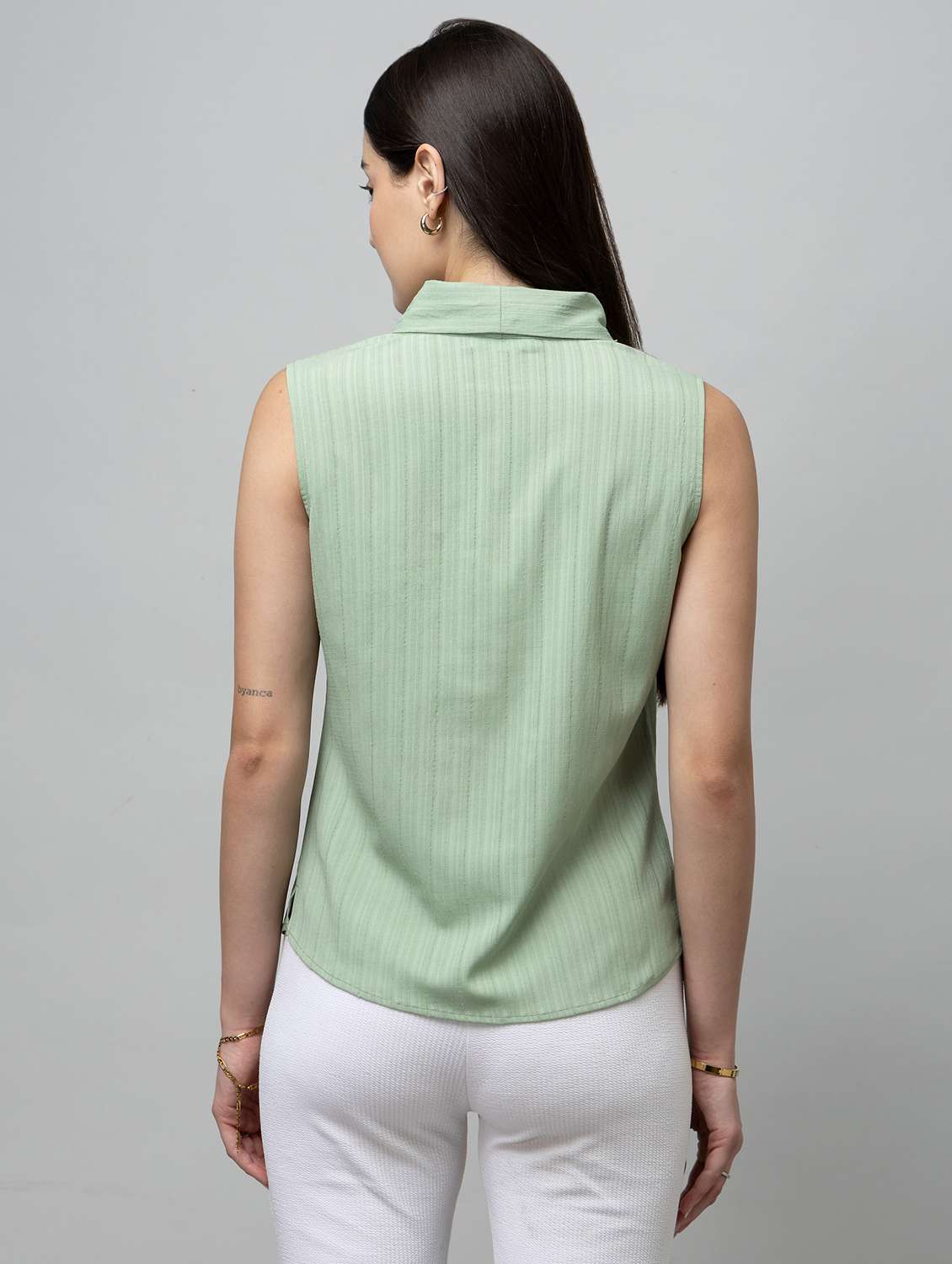 women solid sleeveless tie up neck regular top - 22078534 - Standard Image - 2
