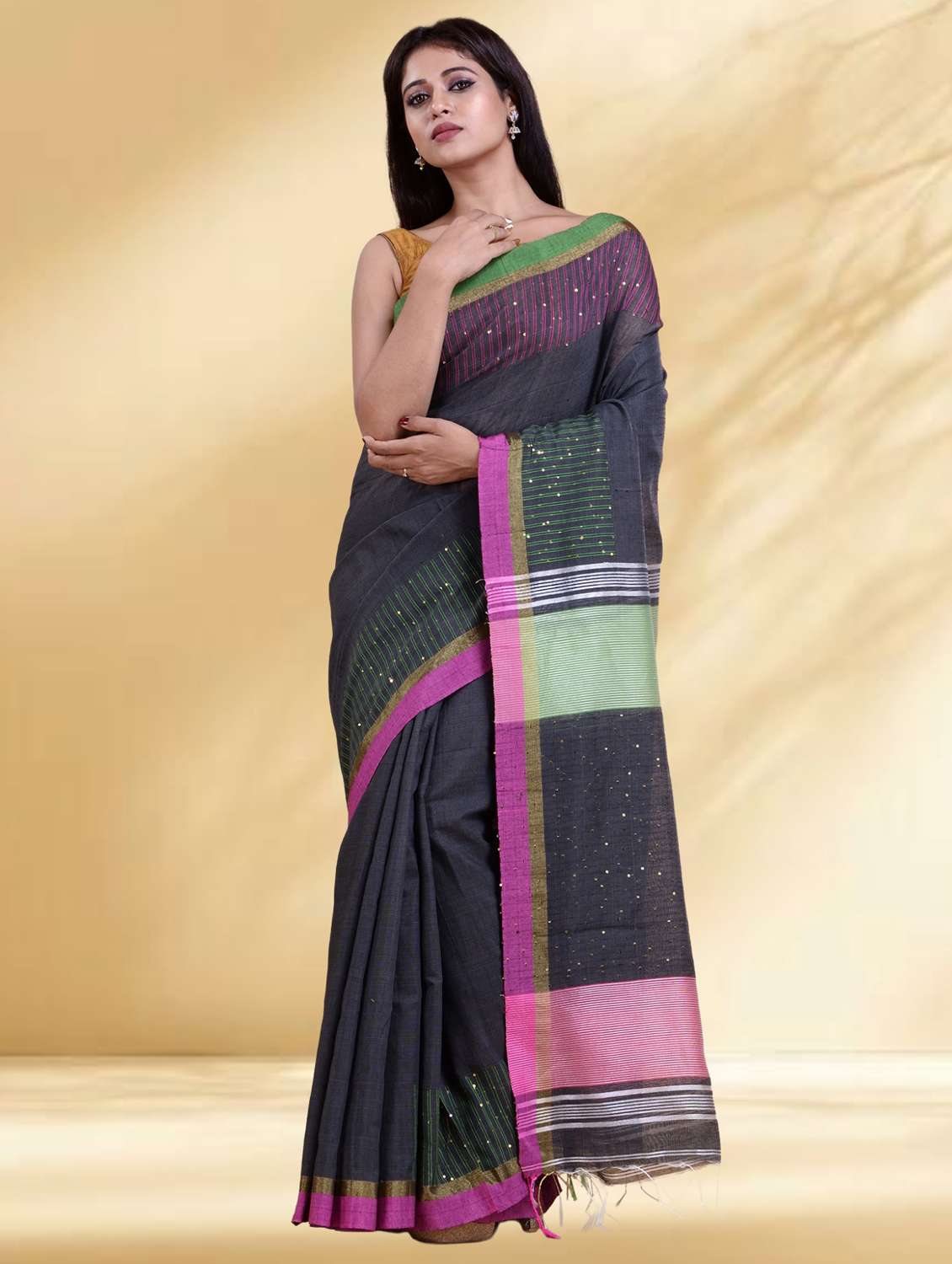 women self design handloom saree with blouse - 22079283 -  Standard Image - 2