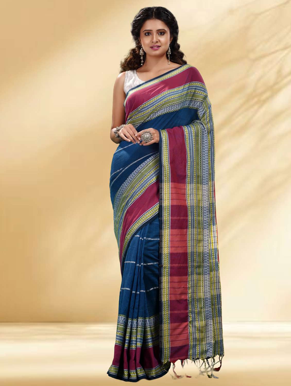 women self design handloom saree with blouse - 22079320 - Standard Image - 2