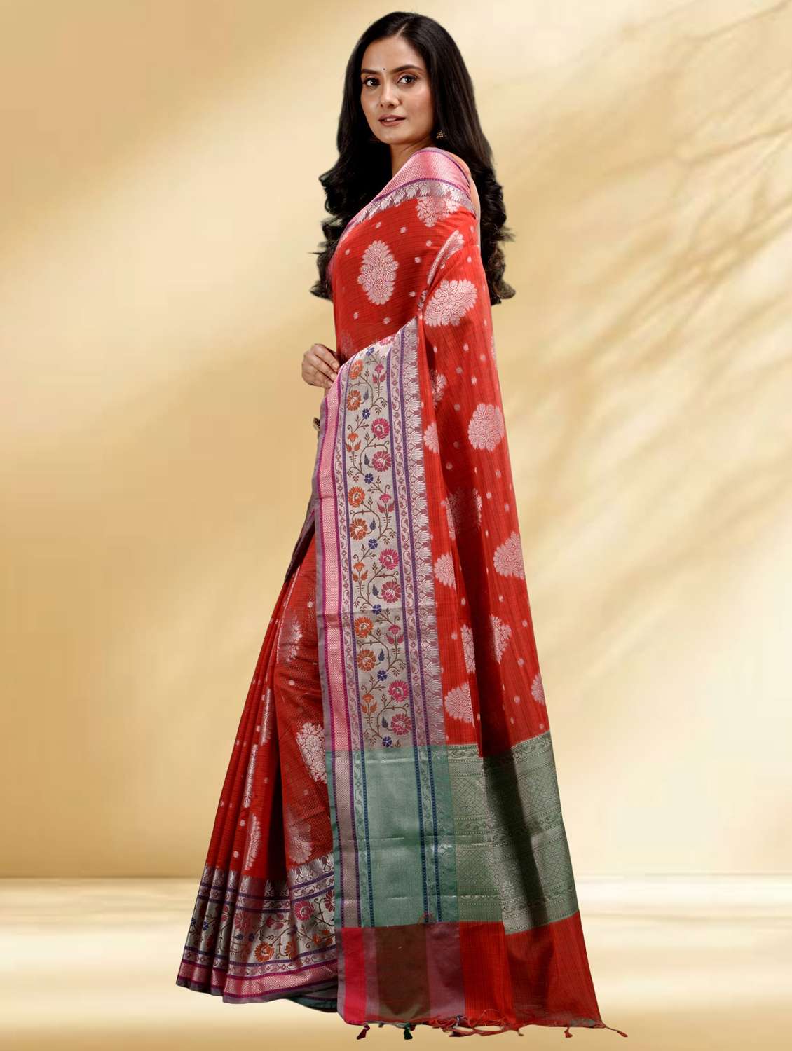 women self design handloom saree with blouse - 22079338 - Standard Image - 2