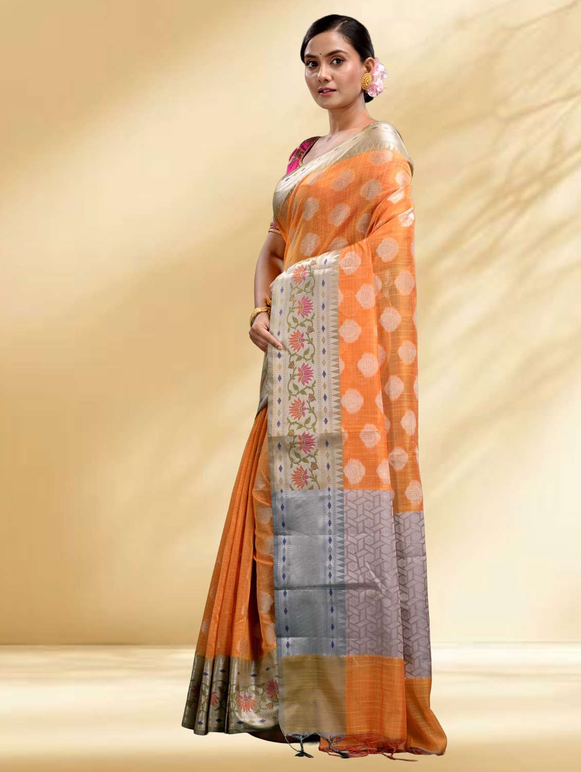 women self design handloom saree with blouse - 22079342 -  Standard Image - 2