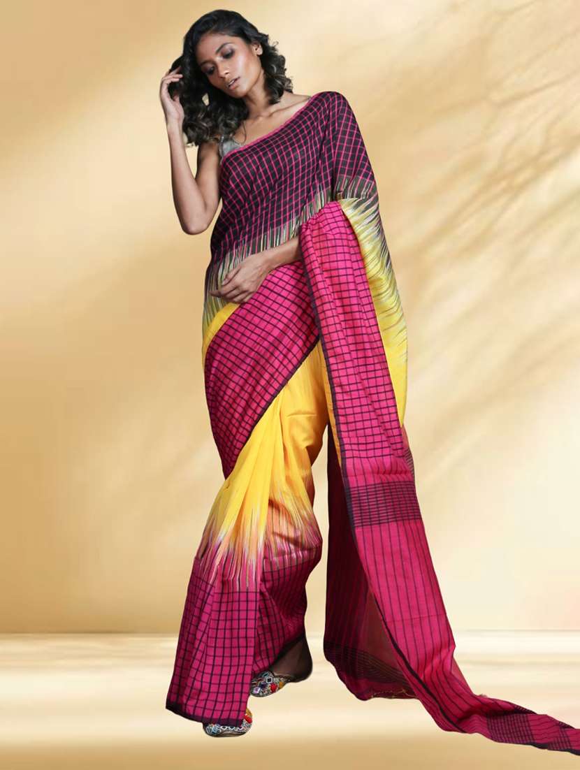 women checkered handloom saree with blouse