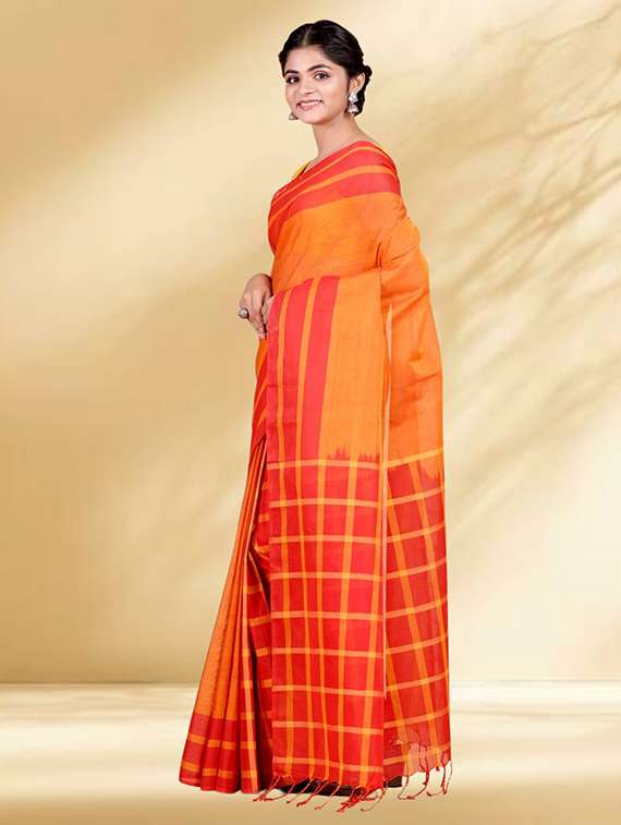 women checkered handloom saree - 22079367 -  Standard Image - 2