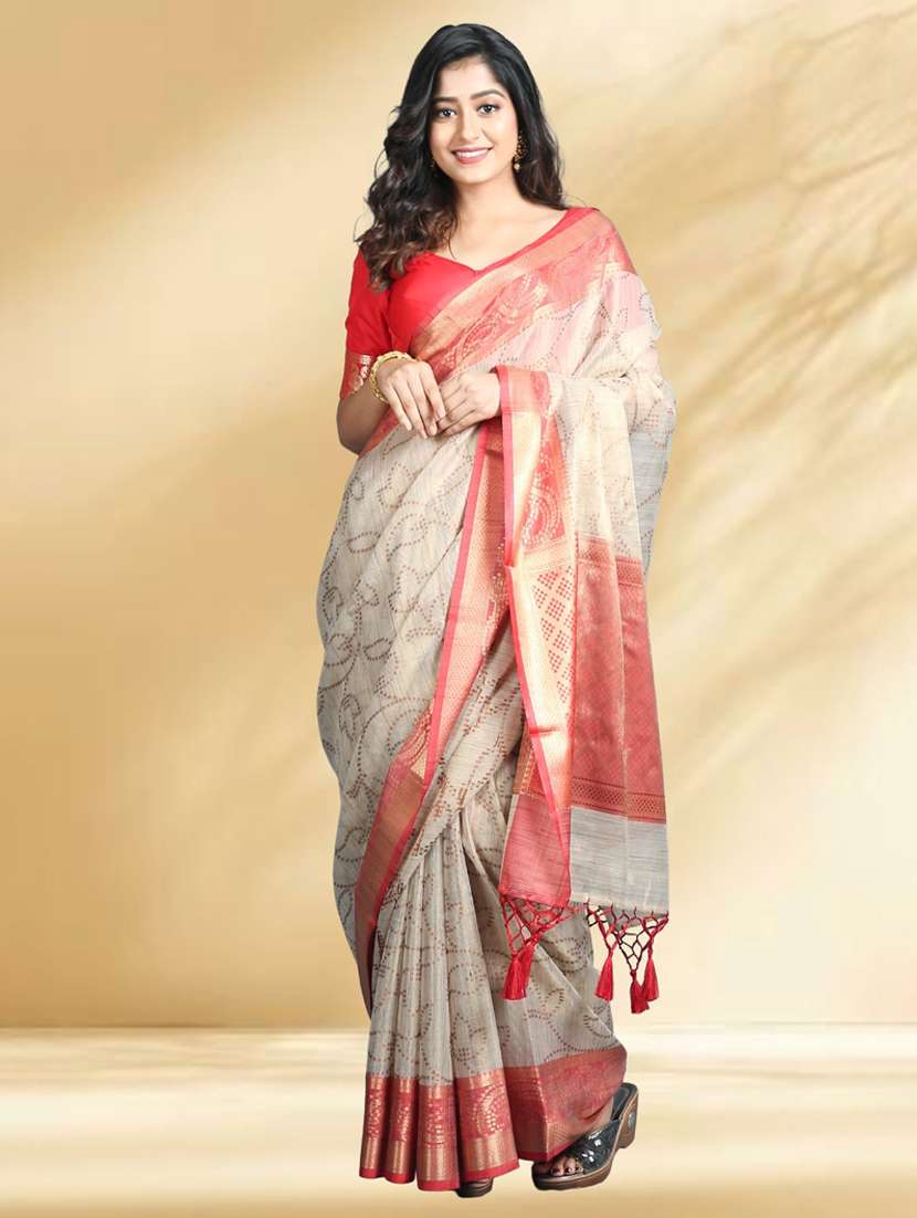 women self design handloom saree with blouse