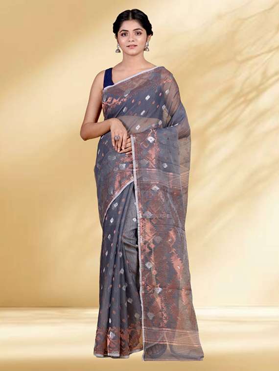 women self design jamdani saree