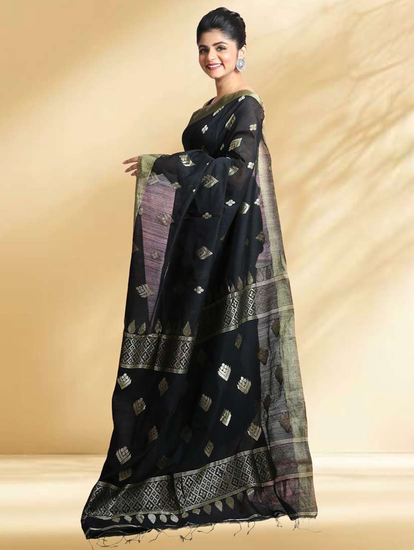 women self design handloom saree with blouse - 22079386 -  Standard Image - 2