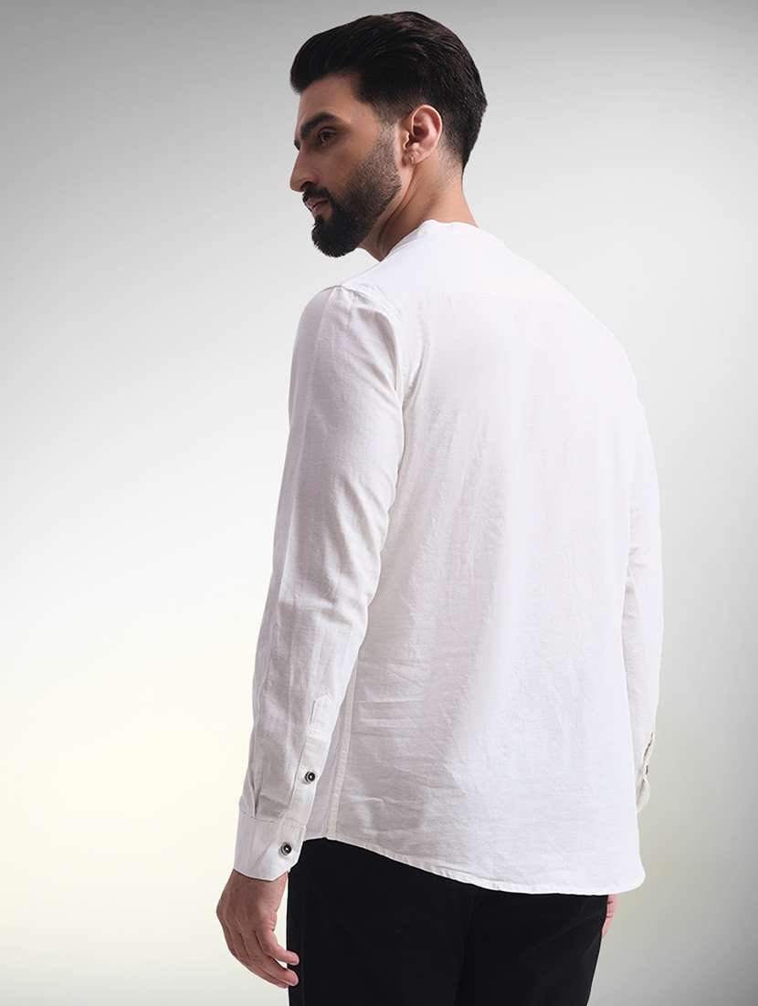 men solid mandarin neck short kurta - 22079723 - Standard Image - 2