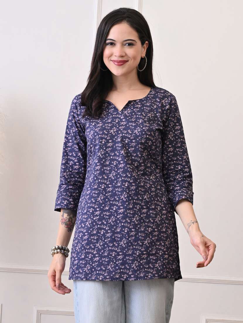 women printed three quarter sleeve straight kurti