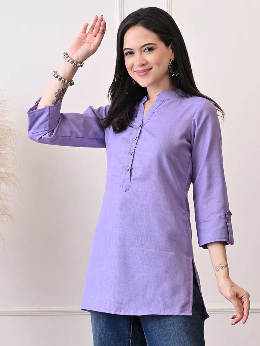 women solid three quarter sleeve straight kurti