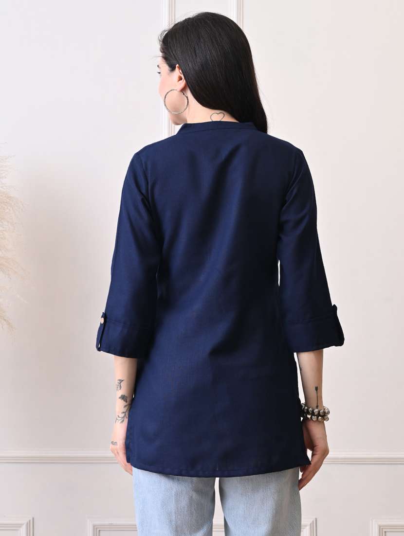women solid three quarter sleeve straight kurti - 22079867 - Standard Image - 2