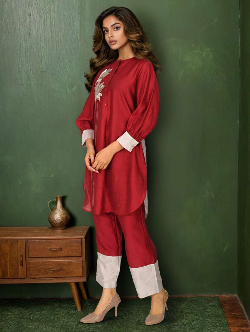 women three quarter sleeve ethnic co-ord set - 22079913 - Standard Image - 2