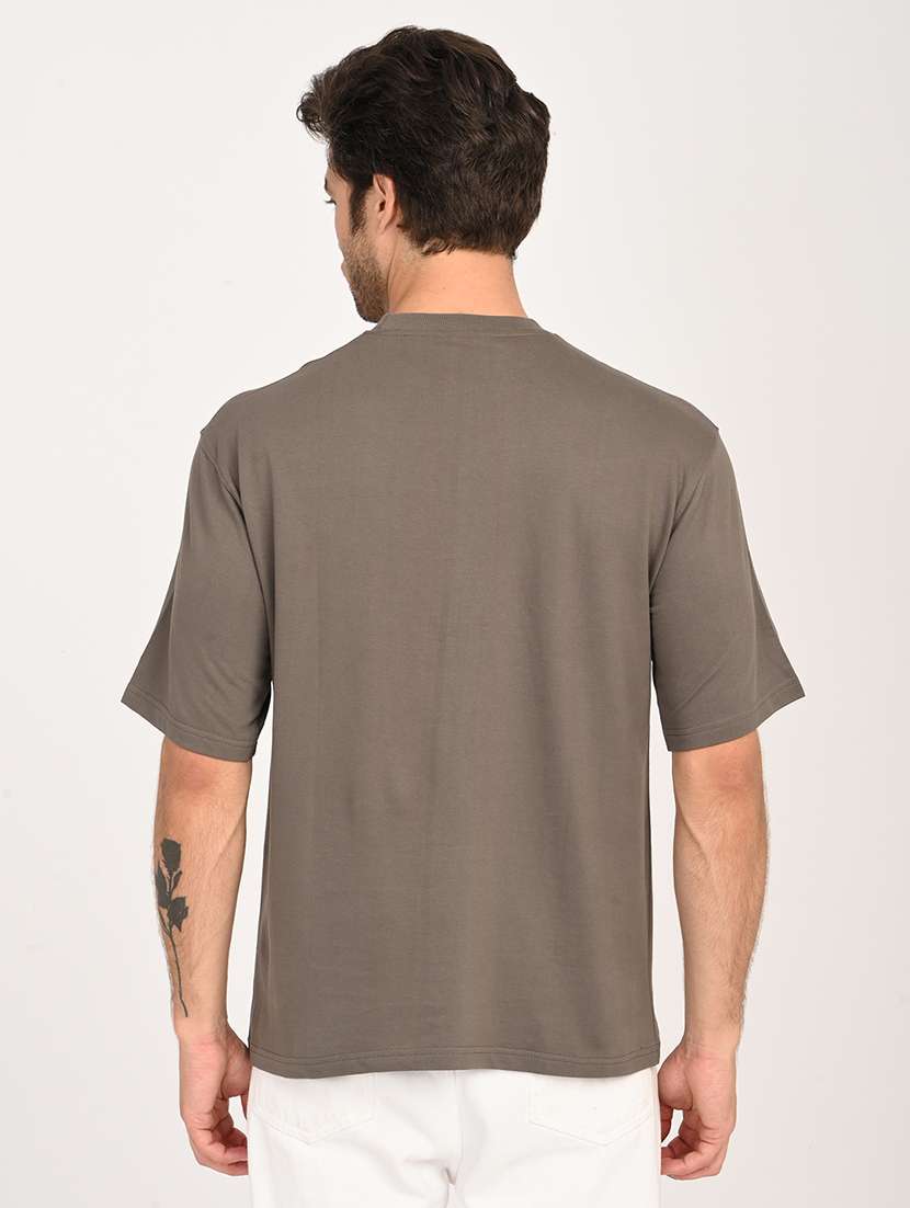 men solid short sleeve loose fit t-shirt - 22079935 -  Standard Image - 2