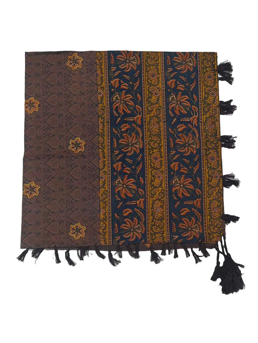 women printed scarf with tassels - 22079962 - Standard Image - 2