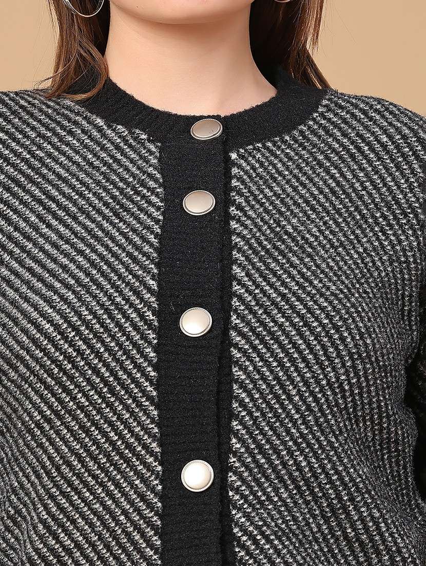 women self design long sleeve cardigan - 22080194 -  Standard Image - 2