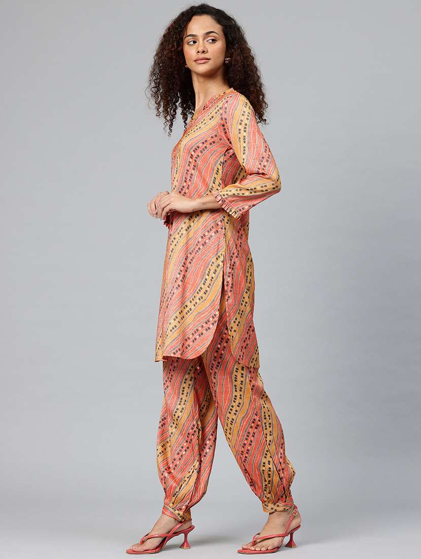 women printed three quarter sleeve co-ord set - 22080533 - Standard Image - 2