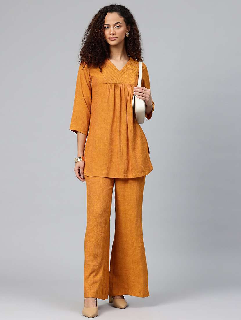 women solid top and palazzo co-ord set