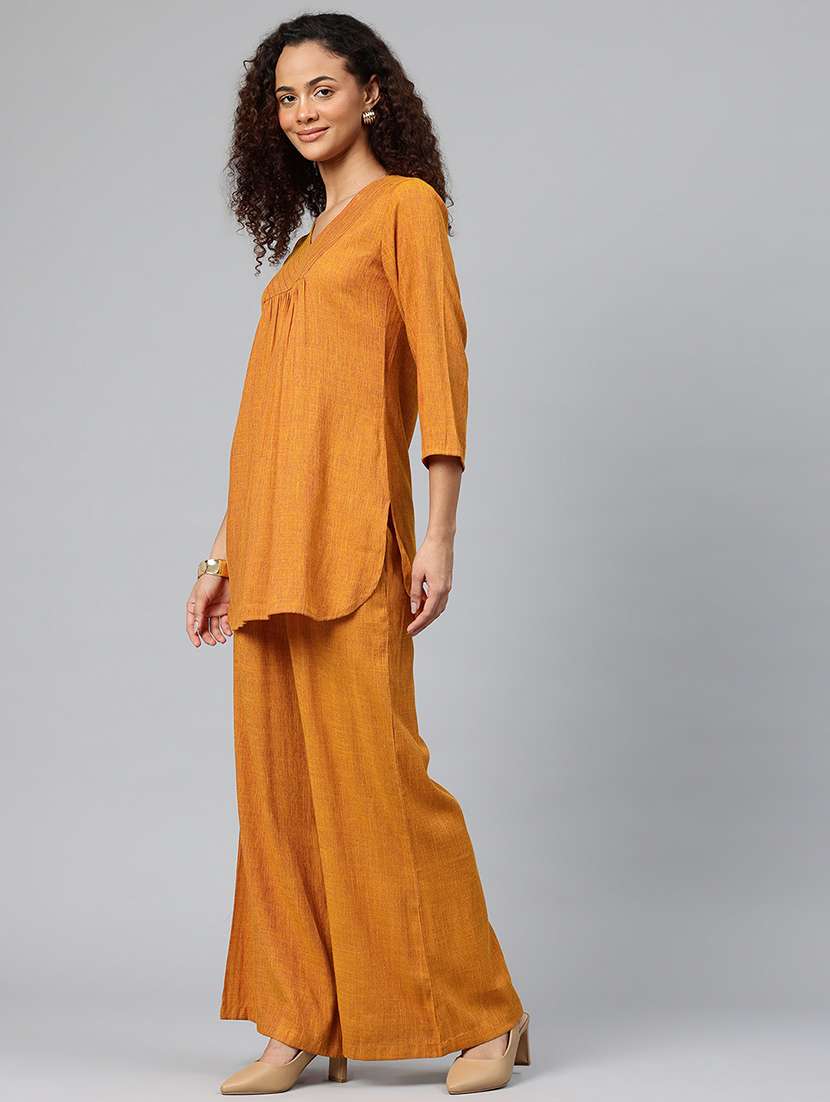 women solid top and palazzo co-ord set - 22080537 -  Standard Image - 2