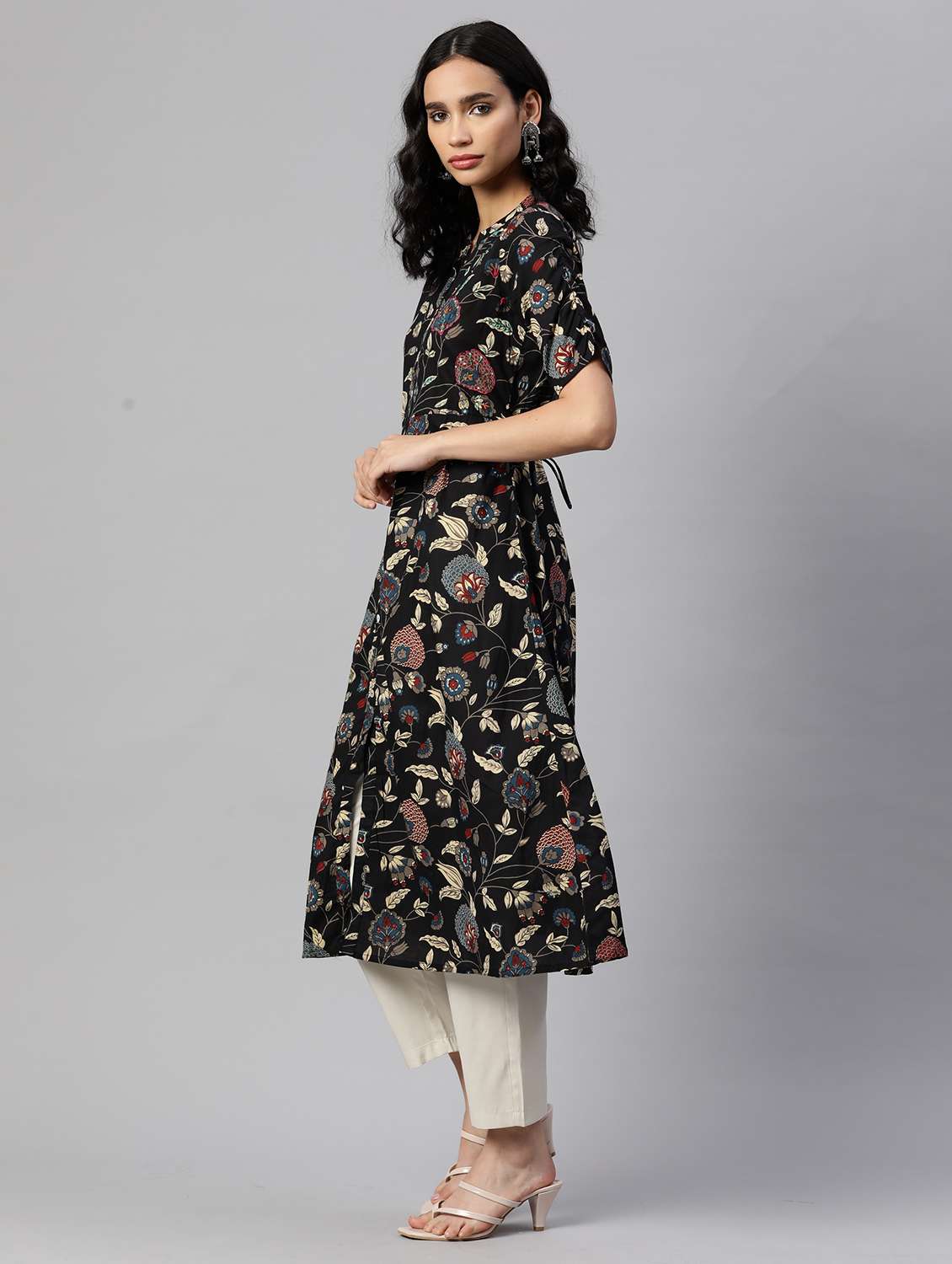 women floral printed short sleeve a-line kurta - 22080566 - Standard Image - 2