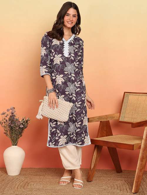 women floral three quarter sleeve straight kurta - 22080573 -  Standard Image - 0