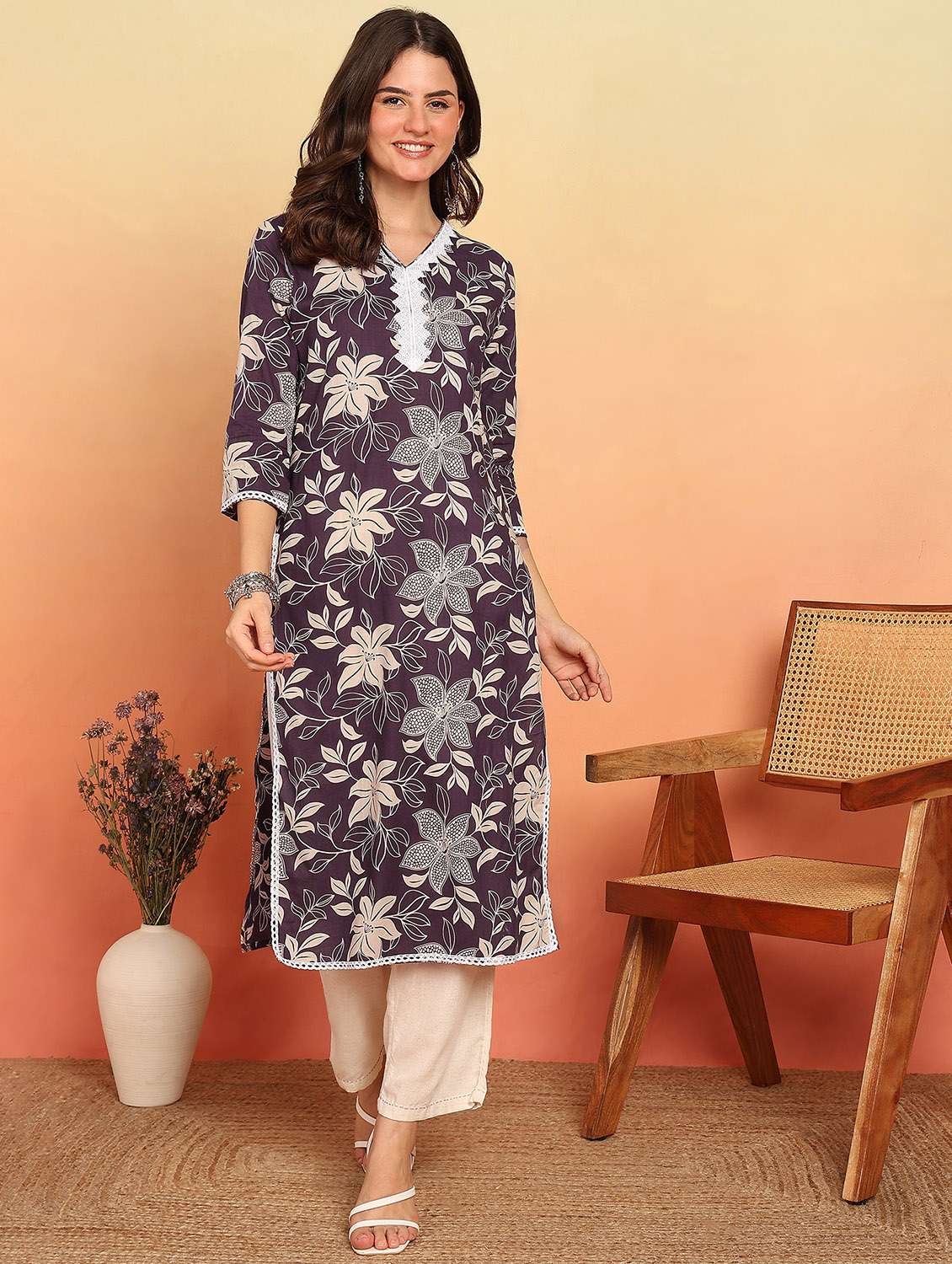 women floral three quarter sleeve straight kurta - 22080573 - Standard Image - 2