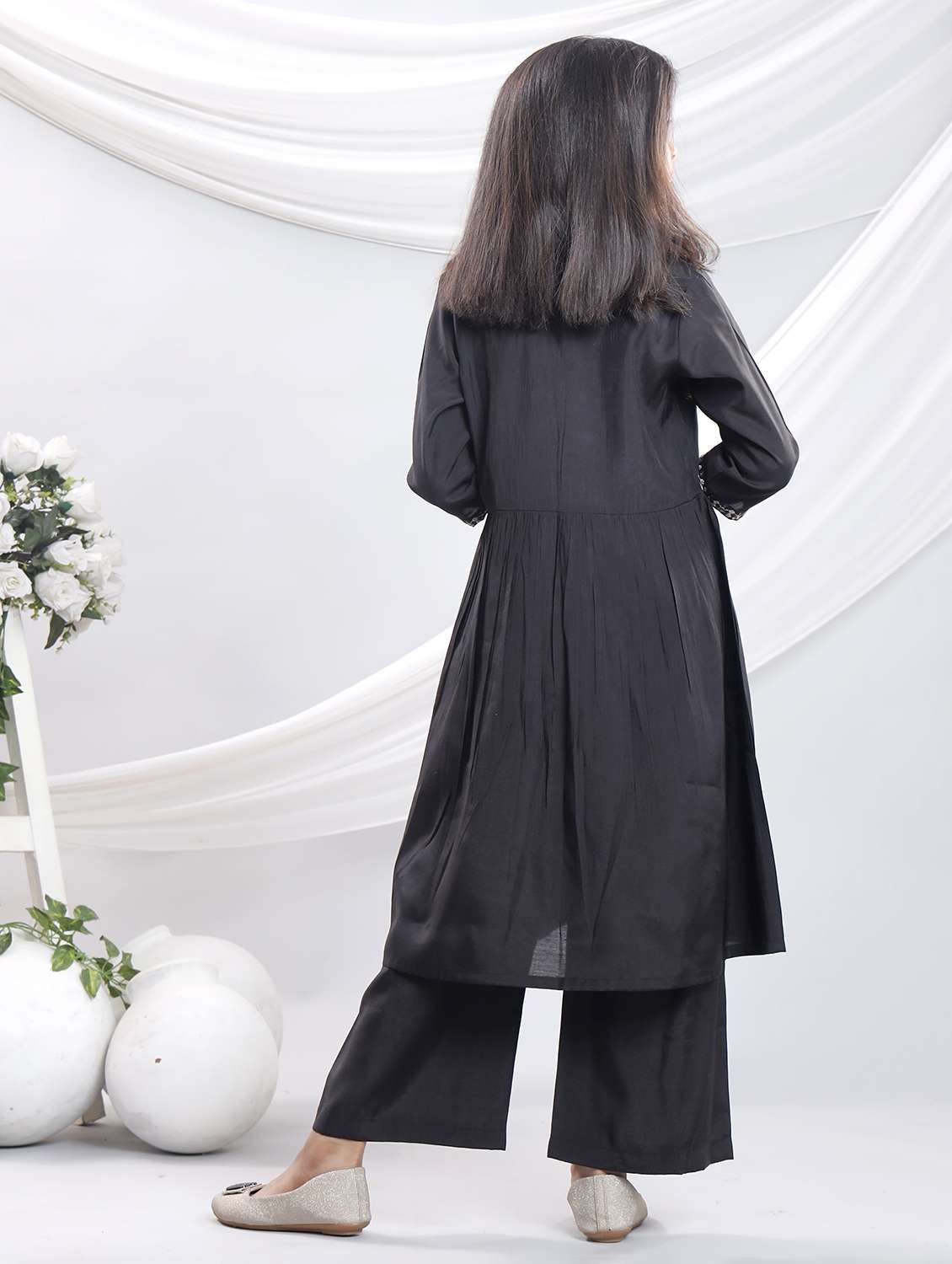  girls embroidered kurta and palazzo with dupatta   - 22080639 -  Standard Image - 2