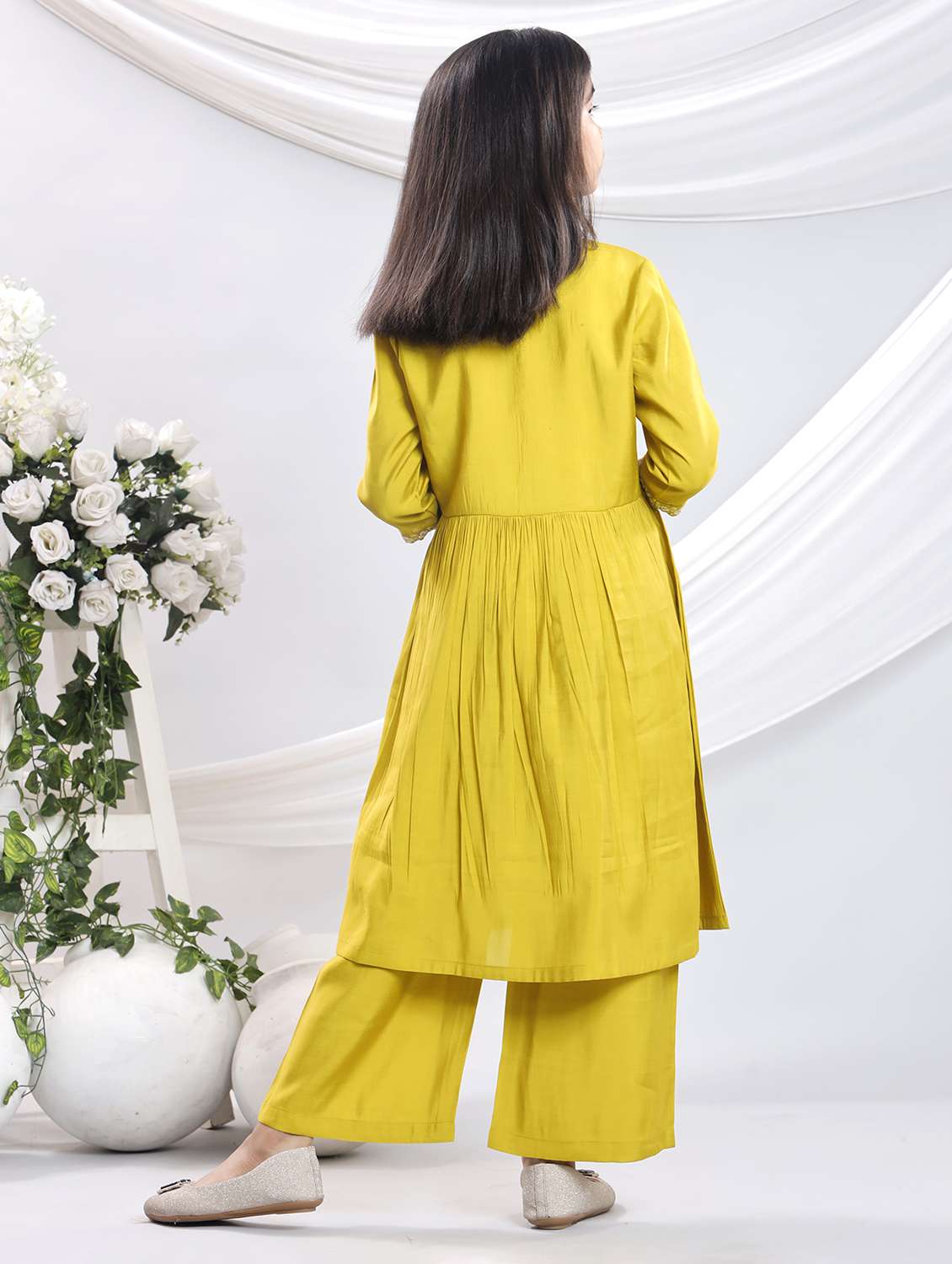 white silk blend suit set - 22080643 -  Standard Image - 2