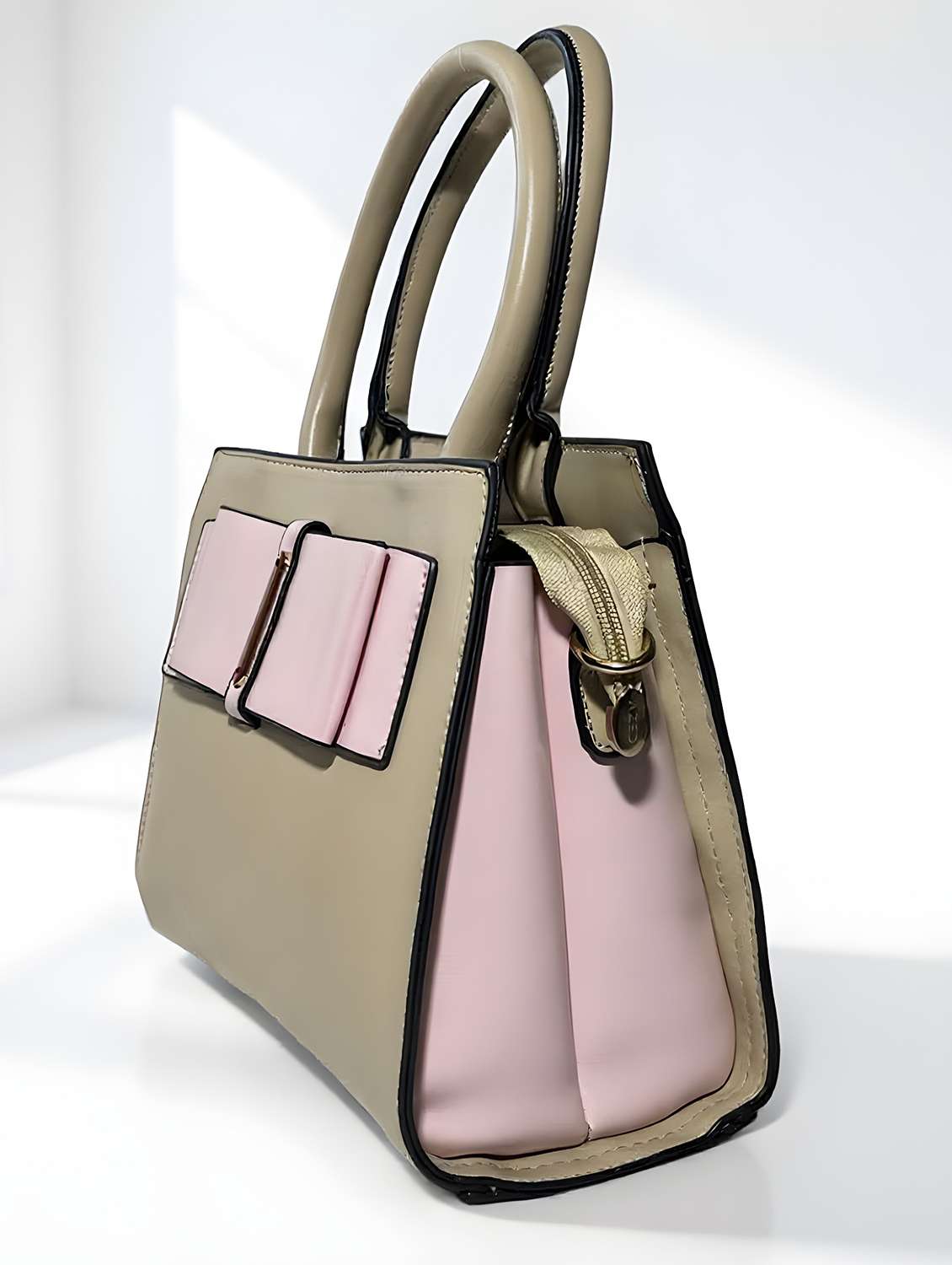 bow detail shoulder handbag - 22080786 - Standard Image - 2