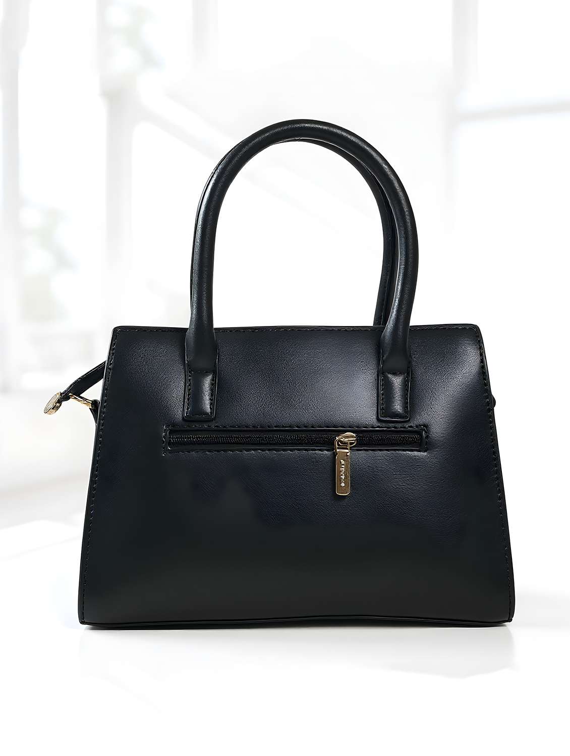 geometric print black and white handbag - 22080791 - Standard Image - 2