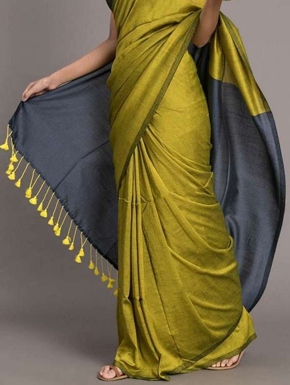women solid handloom saree with blouse - 22081760 -  Standard Image - 2